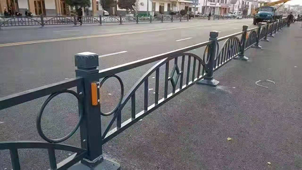 道路護(hù)欄